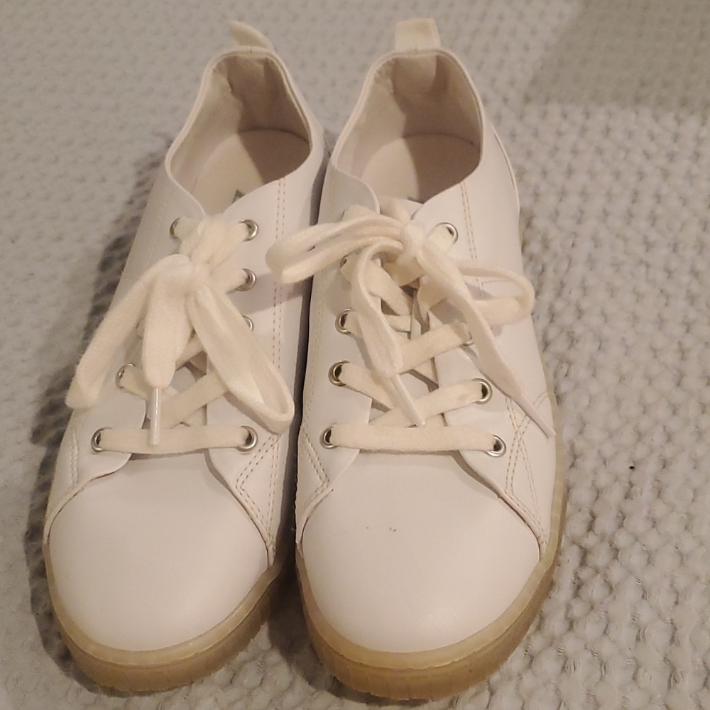 Zara White Leather Low Top Sneakers Size 39 (#7)